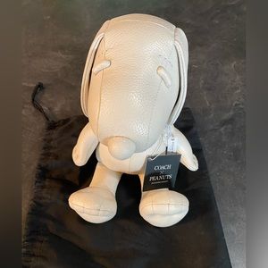 2014 Coach Snoopy 8 inches